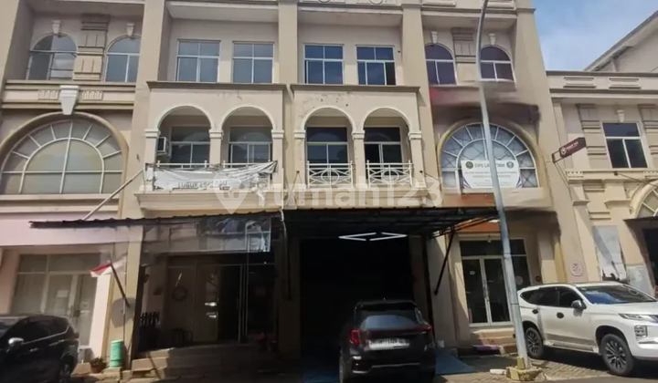 For Rent: 2.5-Story Shop House in Grand Galaxy Park