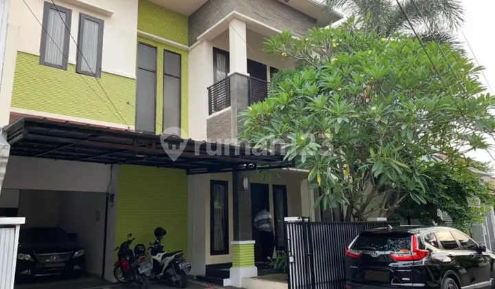 Rumah Minimalis Luas di Rawamangun Jakarta Timur Rumah Minimalis Luas di Rawamangun Jakarta Timur