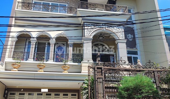 Jual Rumah Modern Klasik dan Mewah 4 Lantai di Sunter Metro Jakarta Utara
