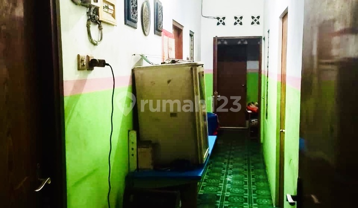 Quick Sale Hook House in Palmerah, West Jakarta, Suitable for Business 2