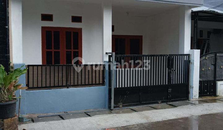 Dijual Cepat Rumah Murah Dekat Summarecon di Duta Harapan Bekasi 2