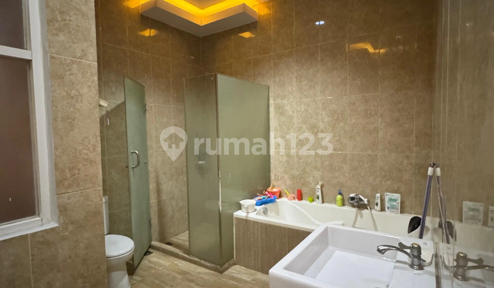 Semi-Furnished House in Summarecon Bekasi 2
