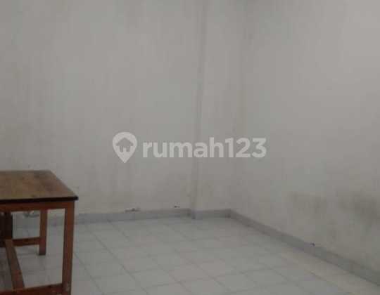 Rumah Lokasi Strategis di Harapan Indah Bekasi 2