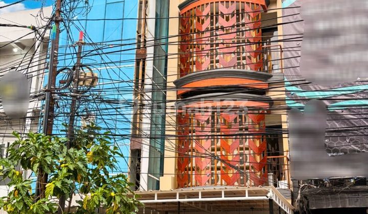 Exclusive Boarding House in Tanjung Duren, West Jakarta