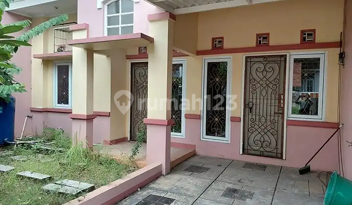 DISEWAKAN RUMAH SIAP HUNI DEKAT PUSAT HARAPAN INDAH 2