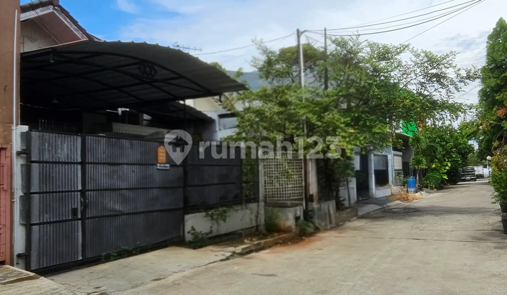 Dijual Rumah Luas dan Murah Lokasi Strategis di Taman Harapan Baru Bekasi 2