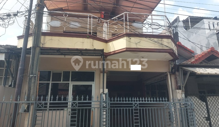 For Sale Fast 2-Storey House Opposite Plaza Thb Harapan Indah Bekasi
