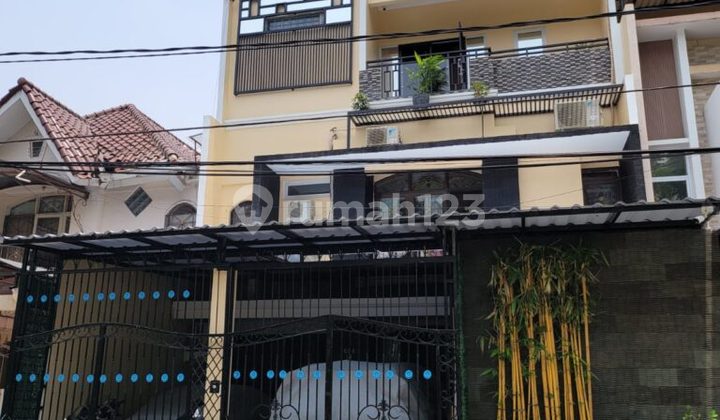 Rumah 3 Lantai Harga di Bawah NJOP Kelapa Gading Jakarta Utara
