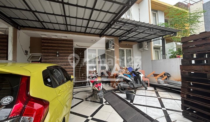 Dijual Cepat Harga Bu Rumah 2 Lantai Full Furnished di Ifolia Harapan Indah Bekasi 2