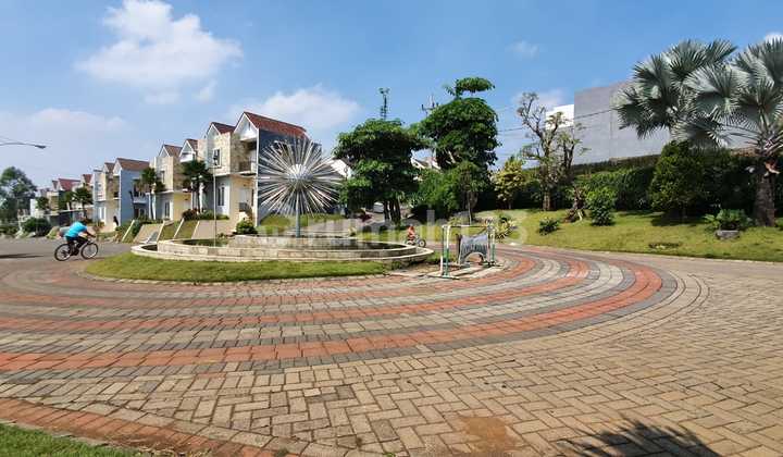 2-Story House on Main Road The Oz Bridgetown Tidar Malang 2