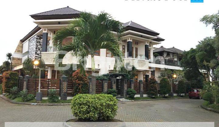 RUMAH HOOK KOLAM RENANG PRIBADI PERMATA JINGGA SOEKARNO HATTA LOWOKWARU MALANG  1