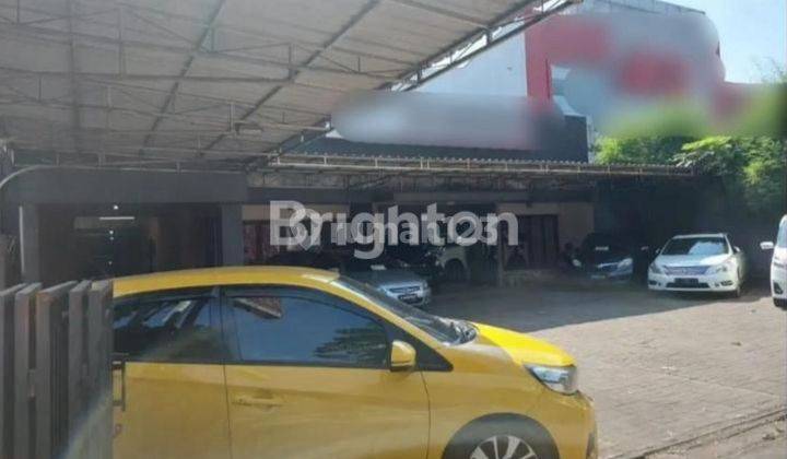 TEMPAT USAHA SHOWROOM di RAYA SUNANDAR PRIYO BLIMBING MALANG 2