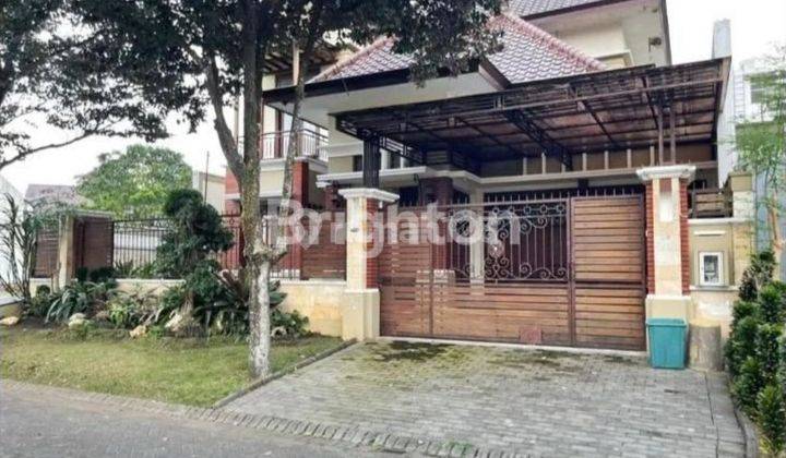 RUMAH SIAP HUNI FULL FURNISH di VILLA GOLF ARAYA MALANG  1