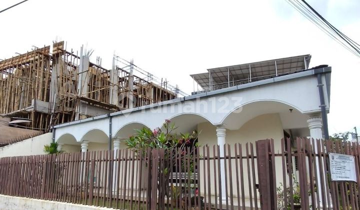 Turun Harga!! Dijual Rumah Hook Siap Huni Seroja Pusat Tengah Kota Semarang Lokasi Strategis Dekat Simpang Lima 1