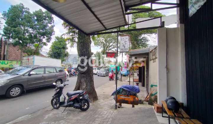 Affordable Ready-to-Use Shop House, Strategic Location, 8-Wide Axis on Jalan Sucipto, Malang City, Near Araya, Pulosari, Sulfat, Blimbing Residential Areas. Affordable Ready-to-Use Shop House, Strategic Location, 8-Wide Axis on Jalan Sucipto, Malang City, Near Araya, Pulosari, Sulfat, Blimbing Residential Areas.