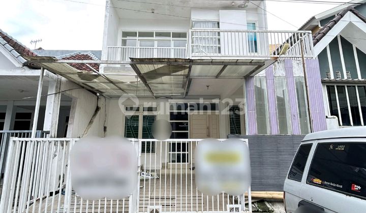 Rumah 2 Lantai Taman Sulfat Blimbing Malang