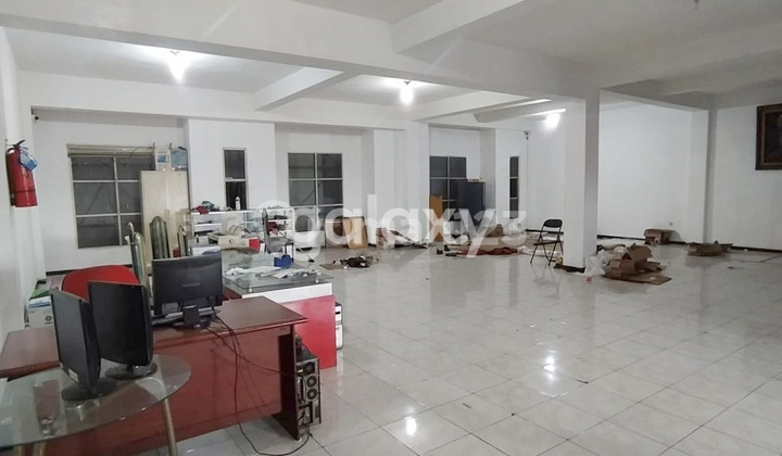 Strategic 3-Story Shop House on Jaksa Agung Suprapto Main Road, Malang City. Ideal for Cafe, Restaurant, Showroom, Workshop. Near City Center, Business District, Culinary Hub. Strategic 3-Story Shop House on Jaksa Agung Suprapto Main Road, Malang City. Ideal for Cafe, Restaurant, Showroom, Workshop. Near City Center, Business District, Culinary Hub.