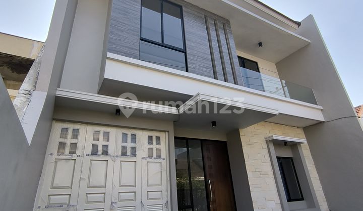 Rumah Manyar, Surabaya Bagus Unfurnished SHM