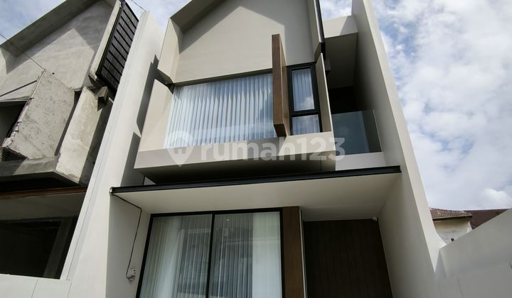 SHM Dharma Husada House, Surabaya Unfurnished Good