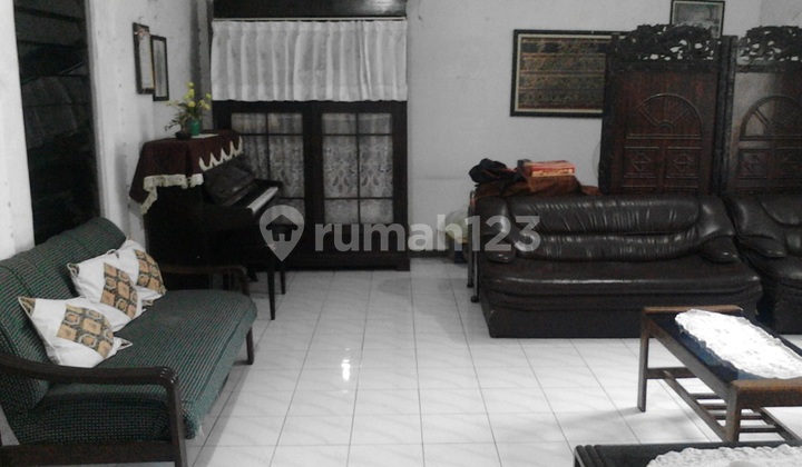 Freehold Unfurnished House, Gubeng, Surabaya Freehold Unfurnished House, Gubeng, Surabaya
