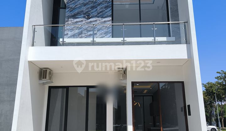 Rumah Baru Gress Minimalis Pakuwon City