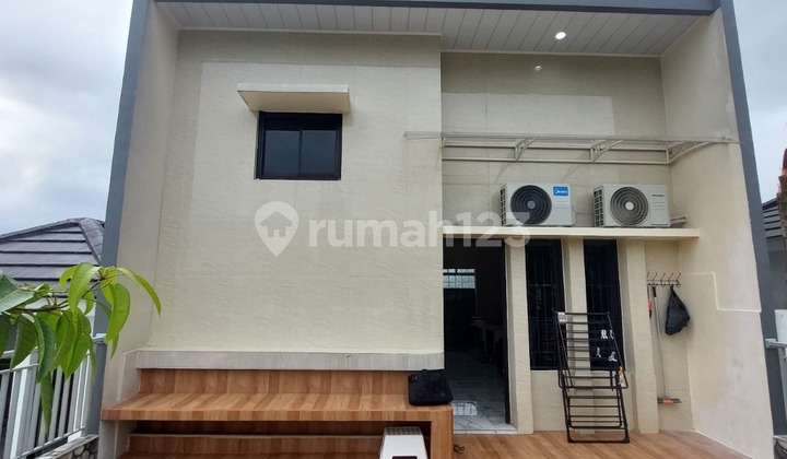 Modern Minimalist 3-Story House Furnished Mountain View 2