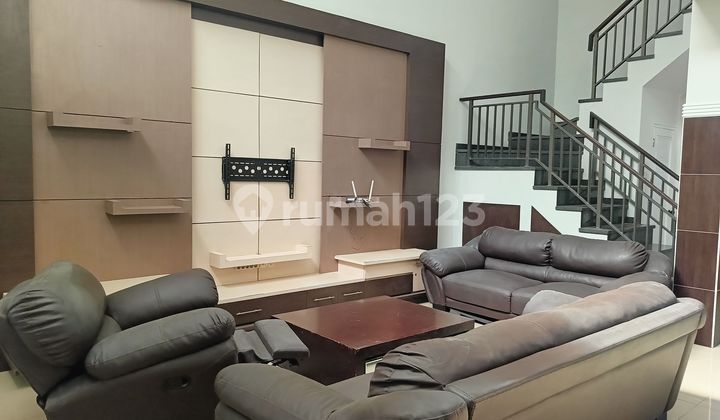 Batununggal ******** 2 Lantai Bagus Di Batununggal Bandung