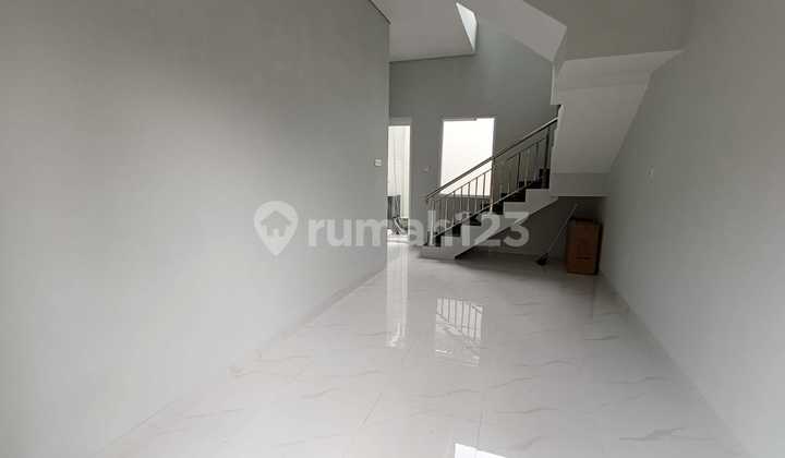 Padasuka Dijual Rumah Baru 2 Lantai No Furnished di Padasuka Bandung