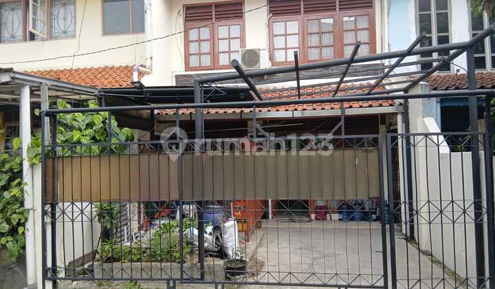 Sayap Pahlawan Rumah Dijual 2 Lantai di Jalan Pahlawan Bandung