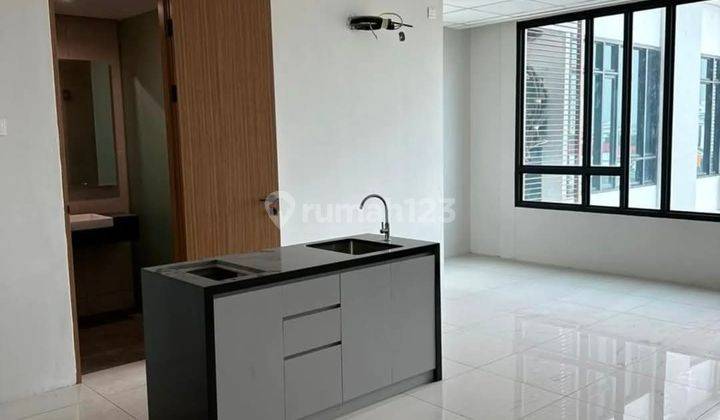 H Quarter Ruang Kantor Di Asia Afrika, Di Bandung 1
