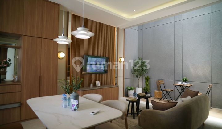 Ready Mewah Taman Sakura Dijual Rumah Mewah 2 Lantai Lebar Muka 8 M di Soekarno Hatta Bandung 2