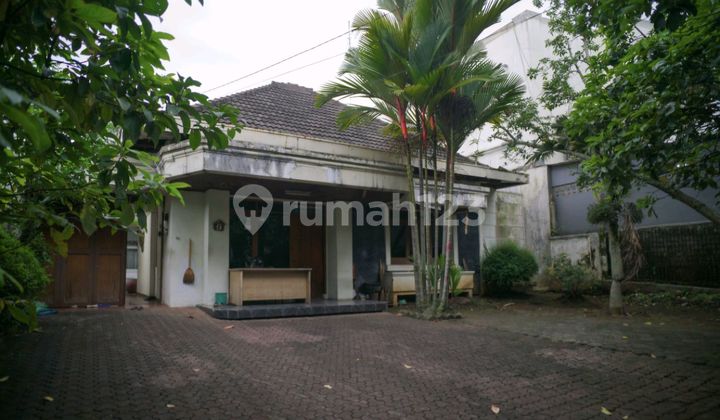 Cheap Dago Wing House for Sale, Strategic, Suitable for Cafe in Dago Bandung 2