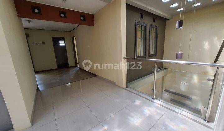 Jual Cepat Murah... Butuh Uang... Rumah 2 Lantai Di Geger Kalong Hadap Barat, Di Bandung 2