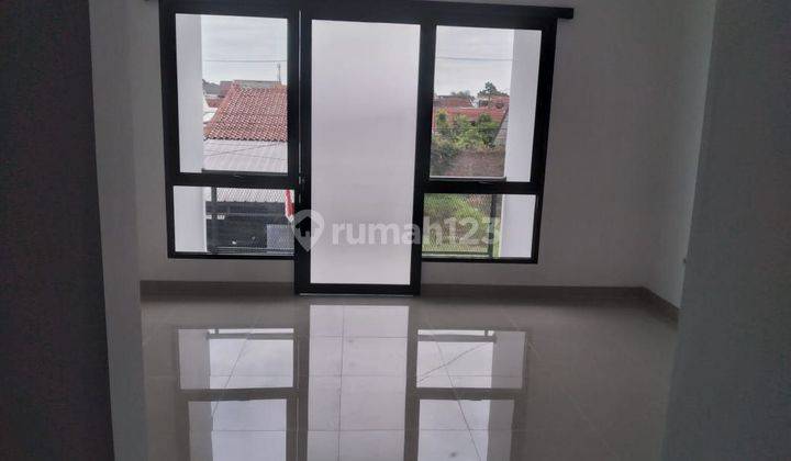 Rumah Bagus 2 Lantai Di Cisaranten, Di Arcamanik, Di Bandung 2