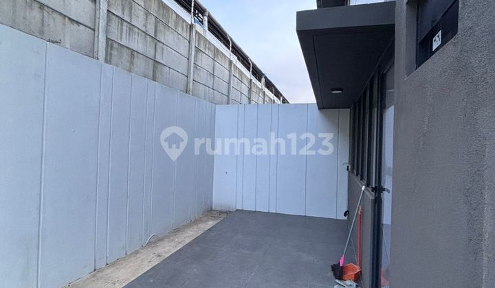 For Rent. Rumah Cantik Park Serpong Park North, dekat Gading Serpong