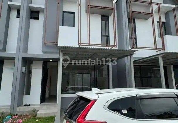 Fast . Rumah modern cluster Yuthica, BSD 1