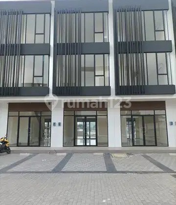 For Rent. Ruko 3 lantai di Hampton Avenue, Gading Serpong