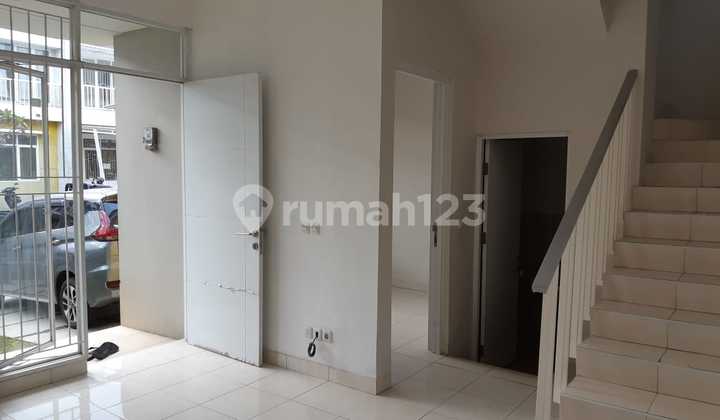 Rent. Rumah Bagus Serpong Lagoon Cluster Pelican, Serpong 2