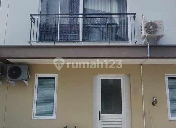 Termurah. Rumah modern Mozia cluster Zena BSD, bisa untuk usaha.. 