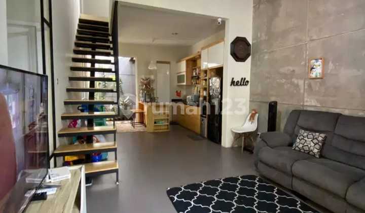 Hot Price. Rumah modern Serpong Green Park 2, Ciater