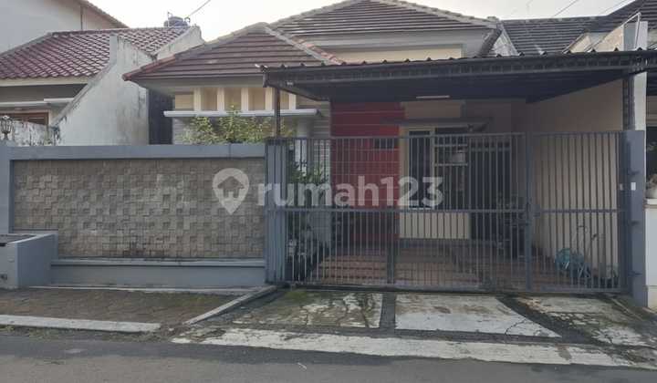 Rumah Strategis di Vila Dago Pamulang Tangerang Selatan Banten