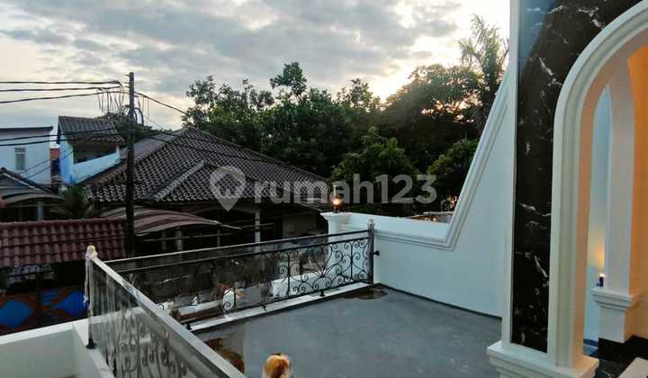 RUMAH MEWAH CLASSIC EROPA SIAP HUNI + PRIVATEPOOL DI JAGAKARSA 10
