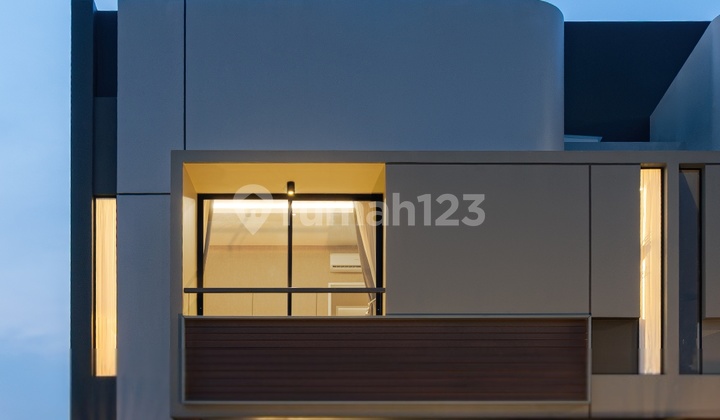 Dijual Rumah 3 Lantai Givency One Baru Medan Type Beverly 