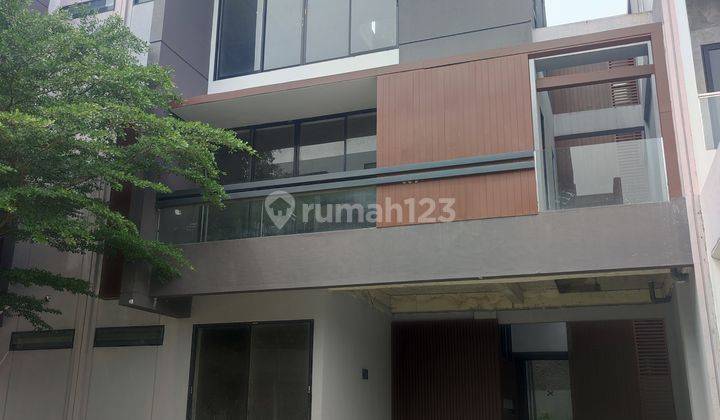 Rumah Mewah Bagus 4 Lantai Givency One Tipe Channel Inti Kota Medan Helvetia 2