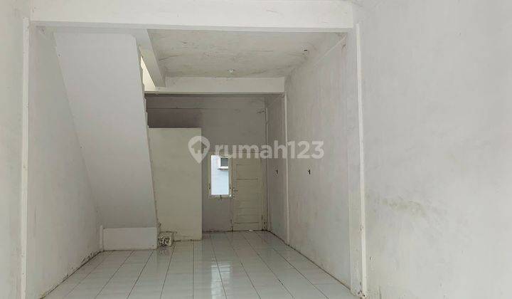 Ruko 2 Lantai Siap Pakai di Kota Medan 2
