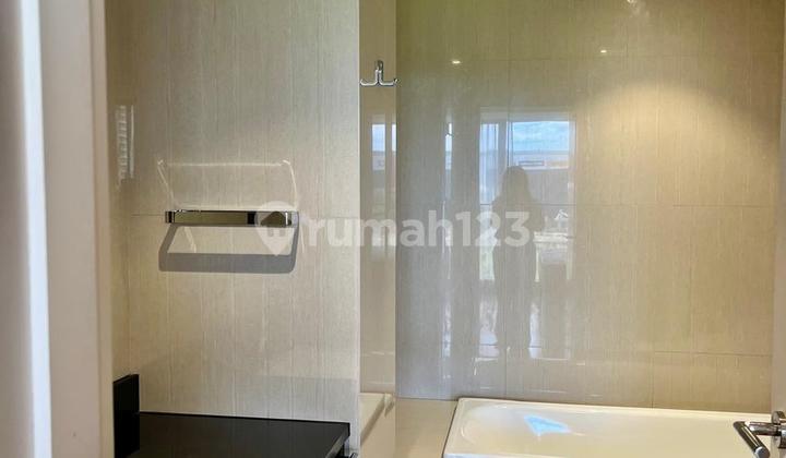 Branz BSD 3 Bedroom Furnished & Low Floor Facing South Branz BSD 3 Bedroom Furnished & Low Floor Facing South