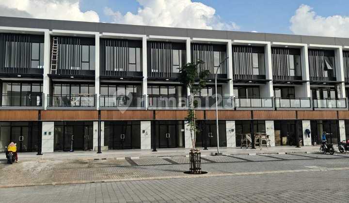 New Launch Exquisite Enchante - 3-Level Parking & All Units Face the Road