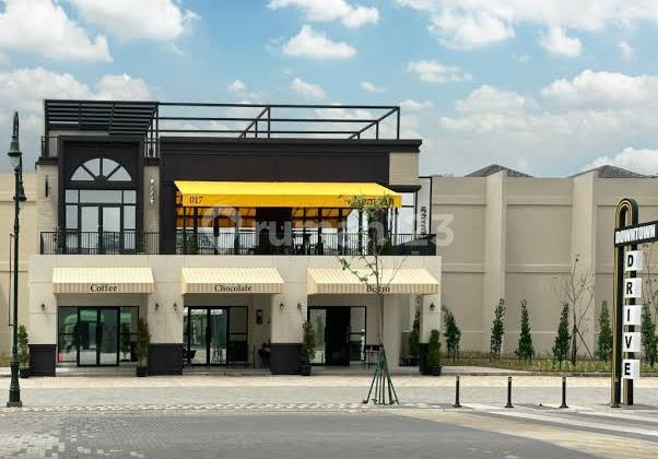 Downtown Drive 3-story (facing the road) Gading Serpong Free VAT 50%
