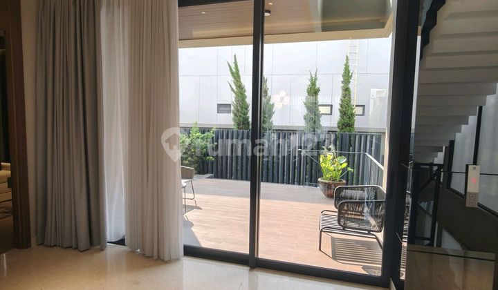 Enchante Eterne Bsd 12x22@ Marble@ Elevator