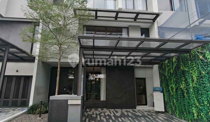 Heron Ardea 9x16 New Brand, Marble, Elevator, Etc.